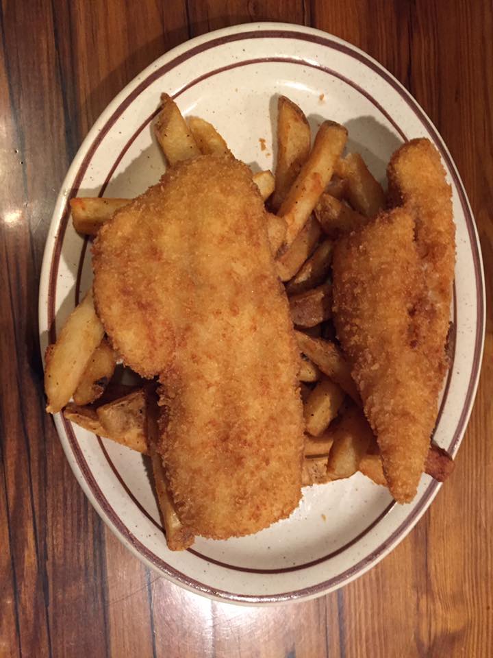 chowderpotCT's tweet image. We have to say, Richard Levy, that your ordering skills are top notch!  Thank you for sharing your meal with us! #shrimp #thatbreadthough