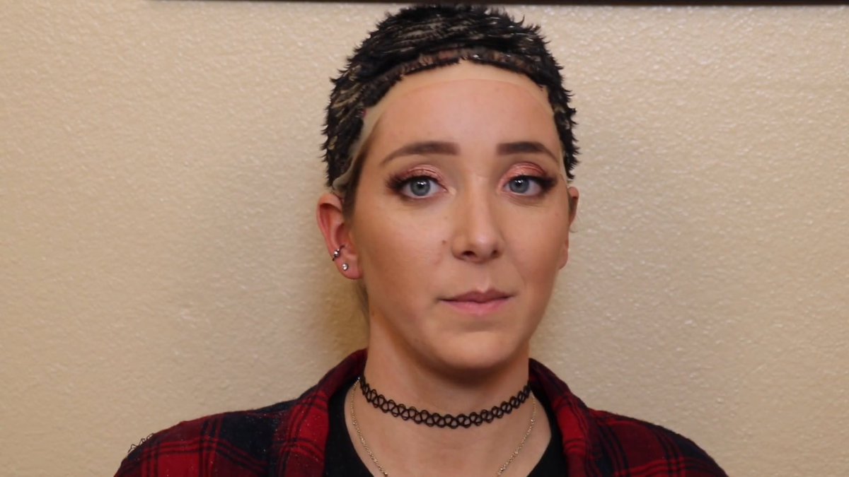 megmc95's tweet photo. I see no difference @Jenna_Marbles https://t.co/VwMXoo5IJ9