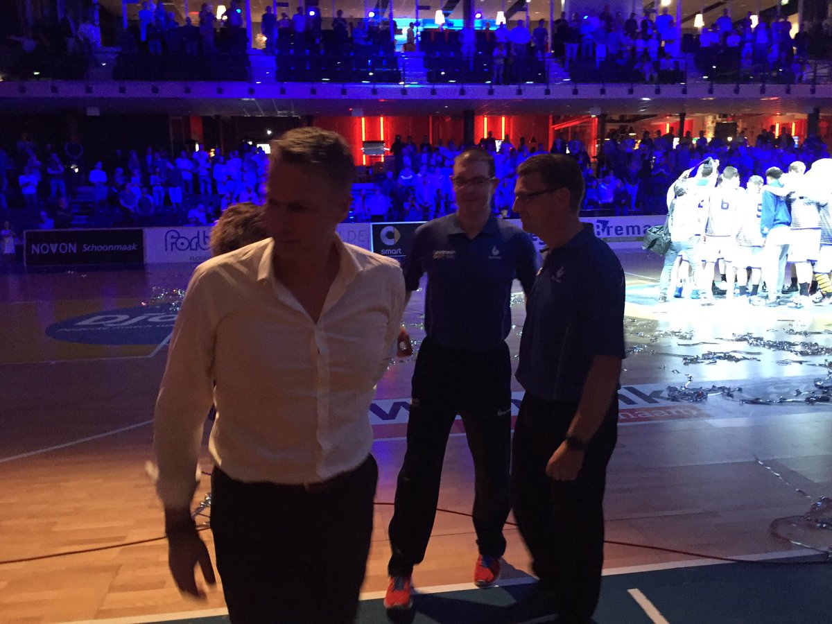 YES!!! We staan in de FINALE! 83-56! #HAMMERTIME #Zwolle