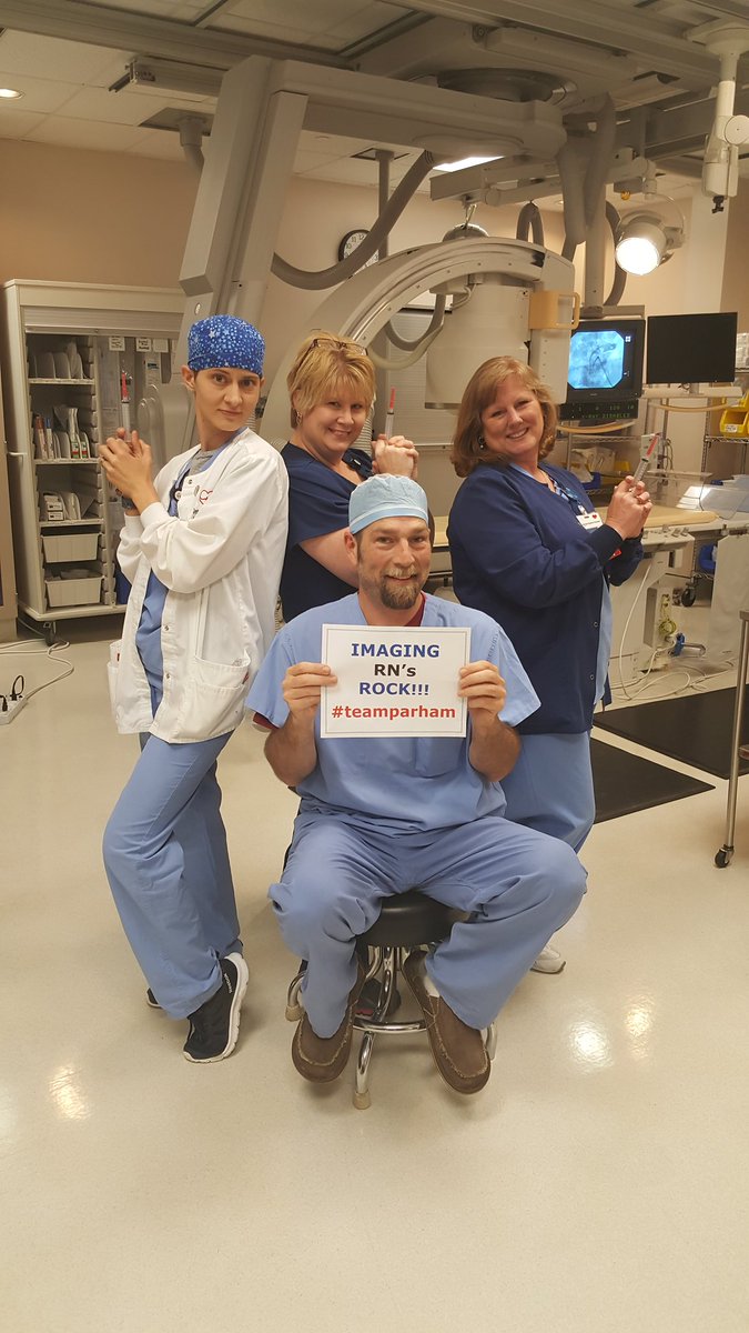 tpolivka2000's tweet photo. IR RN's ROCK!!! ..we caption this picture, "DAVE'S ANGELS" 😇😇😇 
Happy Nurses Week 2017 #nursesweek2017 #IRNurses #teamparham #parhamimaging https://t.co/aVjoIhOOgF