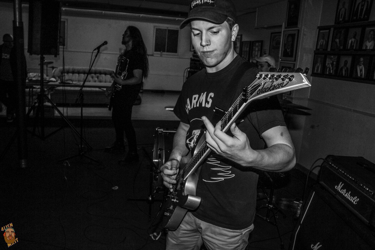 Wolfshckent's tweet photo. 5.6.17 @wastedbreathbc Knights OF Columbus #hardcore #OVHC https://t.co/DEqZftAwTB
