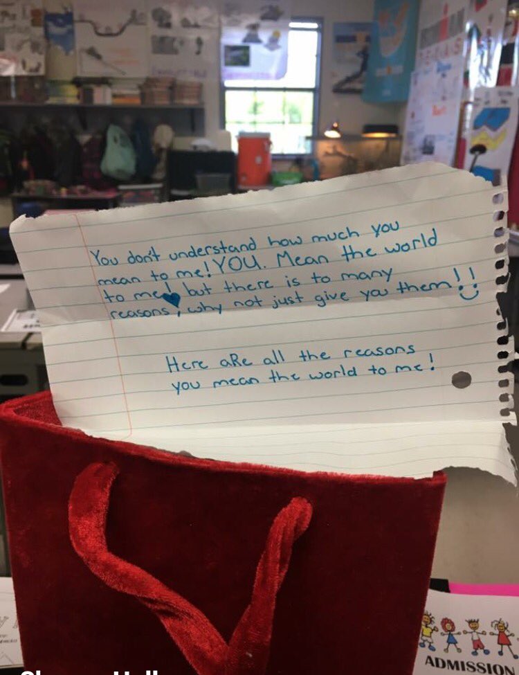 Shauna Hall tweet media