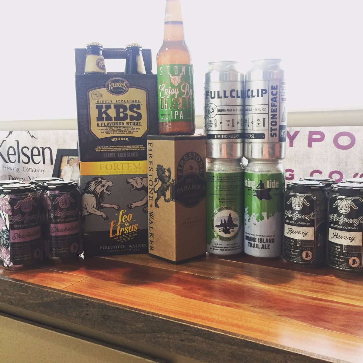 3BrothersMarket's tweet image. We got a bunch of awesome Limited Release #CraftBeer available for you! Stop in soon, it's going quick! #3bros #beeroclock