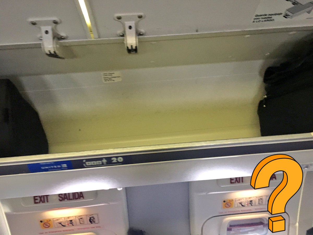 sclaggy's tweet photo. Hey @united why do you make us gate check bags when there is plenty of room in the overhead #ridiculous #1ofmany https://t.co/dvaamB10Cs