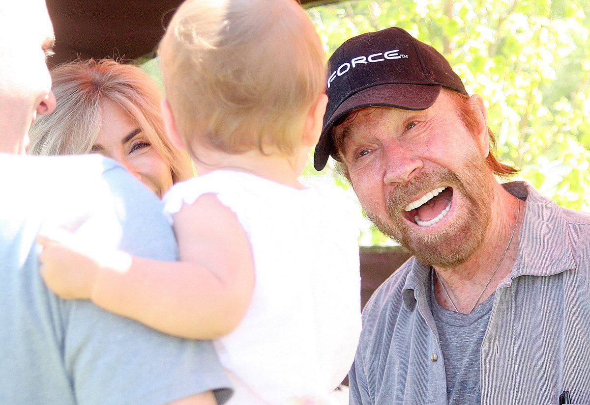 CacheMag's tweet image. Actor and martial arts legend Chuck Norris and his wife, Gena, couldn't have been nicer and more accommodating during their visit to Logan