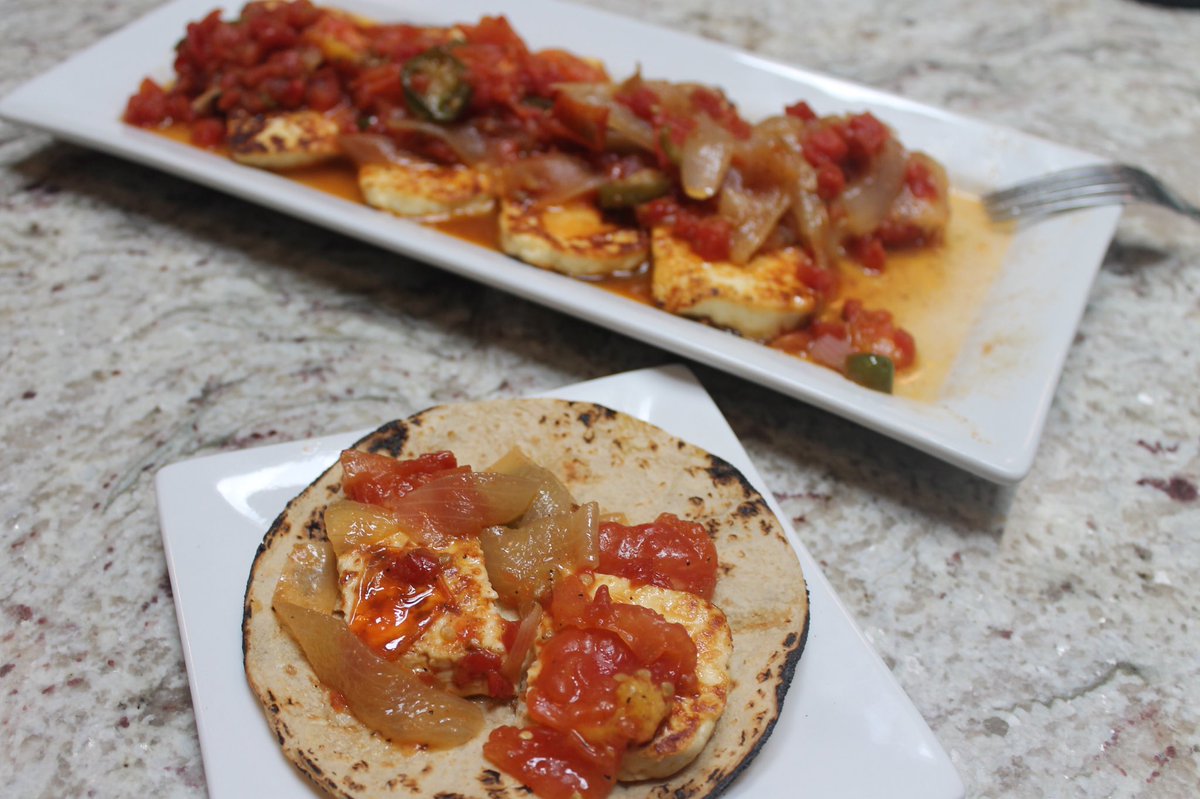 Freddsters's tweet photo. New recipe is up on the blog, https://t.co/FTIYVWlMyr, this ones an outstanding Pan Fried Queso Panela! Who doesn't love cheese?#Freddsters https://t.co/JvM5ojP9MJ