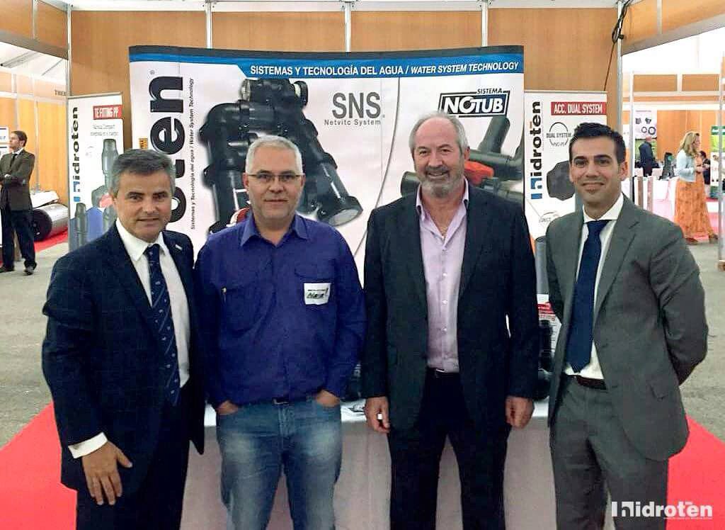 hidroten's tweet photo. Estamos en la VI #Feria de la #Fontanería de nuestro cliente amigo #Tubesan, en Jerez. 📍¡¡¡Ven y visítanos!!! 📸📍#behidroten https://t.co/JsbKCyemYE