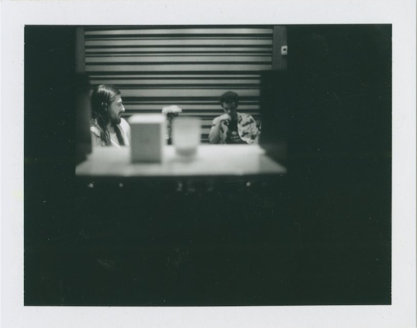 vicioCellbit's tweet image. See you at midnight everywhere. H

 ln.is/cijPP by #ifjoohyuk via @c0nvey