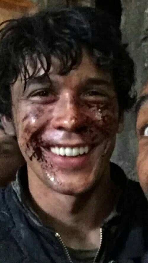 badpostbob's tweet photo. cutest on set legend https://t.co/9sJwmFpuaz
