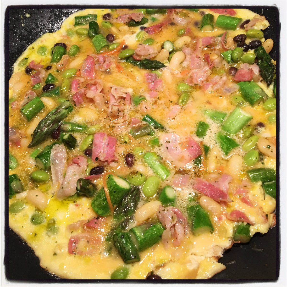 SilverSpoonProj's tweet image. #frittata con di #fagioli, #asparagi e #pancetta 👊🏻✋🏻💙