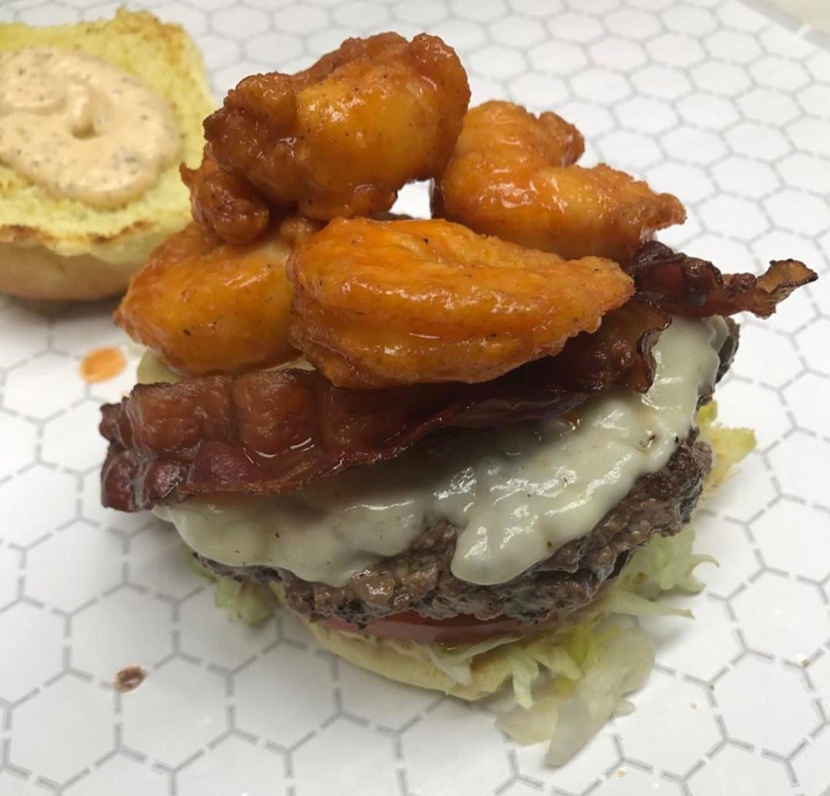 LilKimsNiece's tweet photo. Since today is #NationalEatWhatYouWantDay might as well head to Legacy Carryout 📍Ft. Washington MD https://t.co/0iESMvlSo5