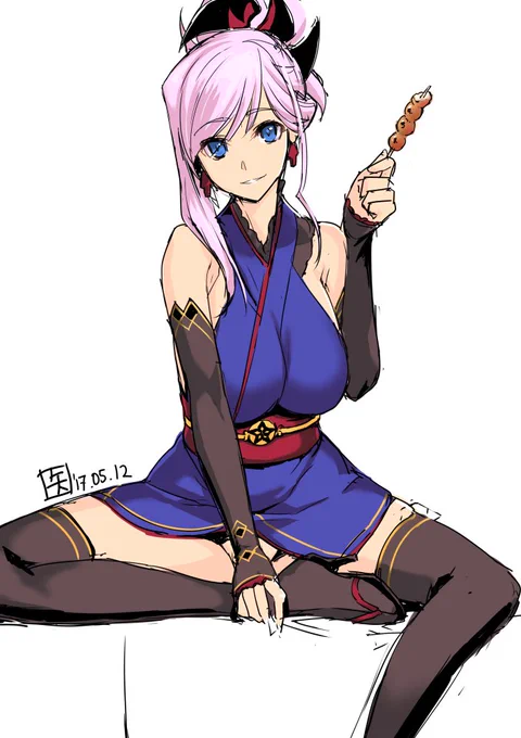 武蔵ちゃんって、果たして穿いているのかいないのか…それともフンドシスタイルなのか…気になって夜も眠れないので落書き。あと、みたらし団子食べたい 