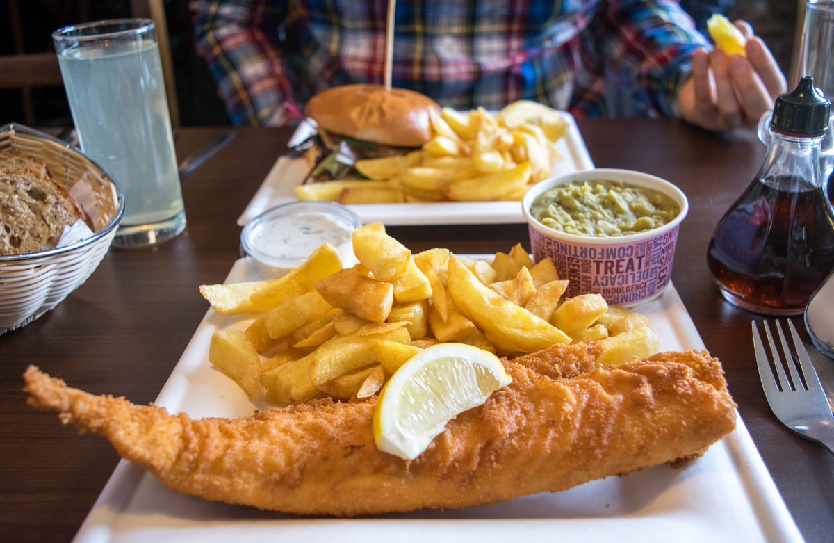 TheChaoticScot's tweet photo. TASTY NEW BLOG: Do you love food &amp; the West Coast of Scotland? You better read this! https://t.co/j22j8BzZ1r #ScotSpirit #foodporn https://t.co/hVCR3fs6gX