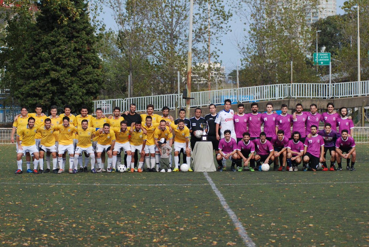 ¡Alta Magia Campeón!
Los Magos golearon 3 a 0 a <a href="/Loker_FC/">Loker FC</a> y obtuvieron la 2° edición del <a href="/torneouba/">Liga Amateur Argentina</a>. Ya son 38, los partidos invictos!👏⚽️🎩