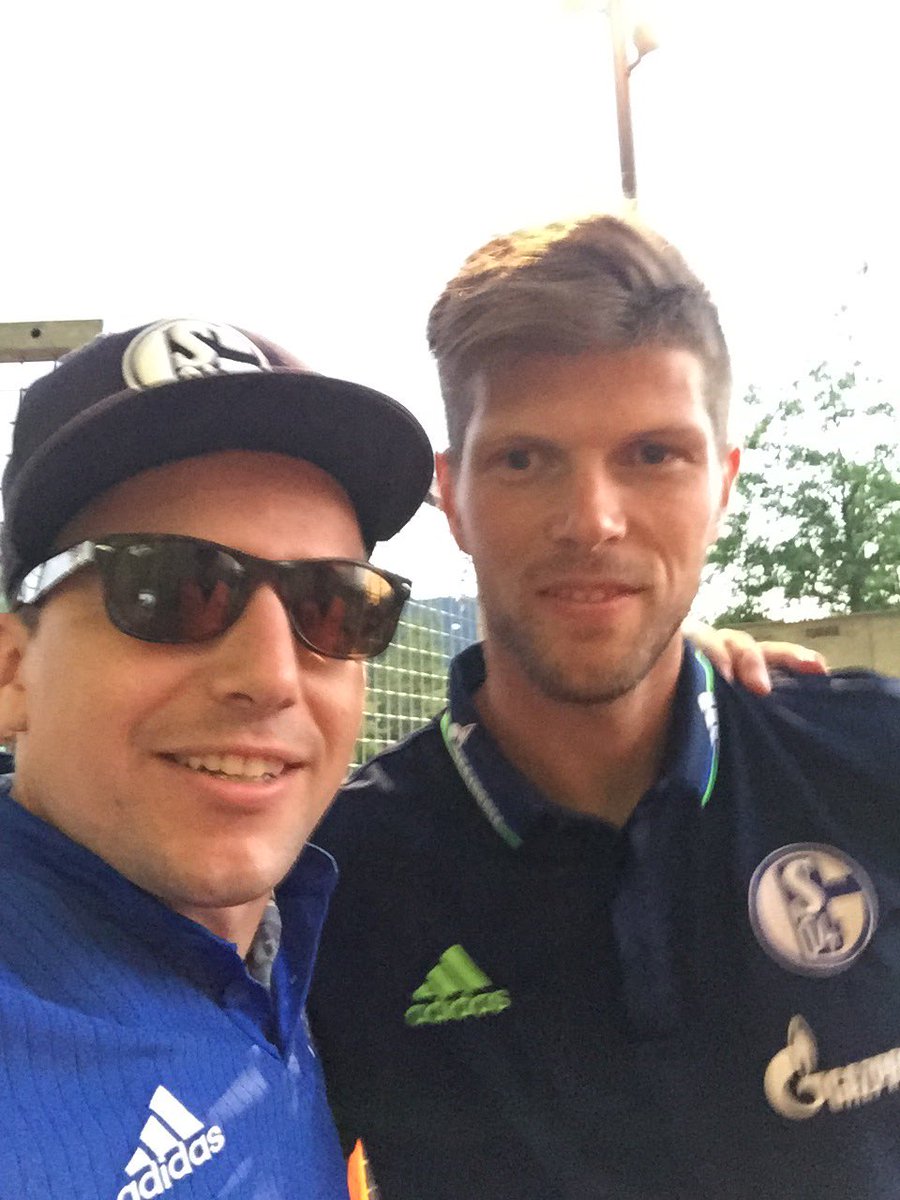 MichiKast's tweet photo. @KJ_Huntelaar
#2️⃣5️⃣
#meinVorbild
#meinSuperstar
#DANKEFÜRALLES
Unsere NR 25!
KLAAS!!!
JAAAAN!!!!
HUNTELAAAAR!!!
@s04
#S04
#S04HSV https://t.co/zwTWS4xb31