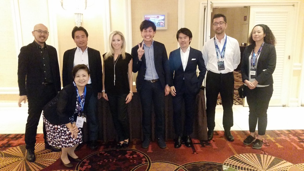 red7live's tweet photo. Having fun at the NTT GROUP customer reception!!! #NTT #2017 #costomer #reception #spokesperson #red7live https://t.co/mbSb72cWXR