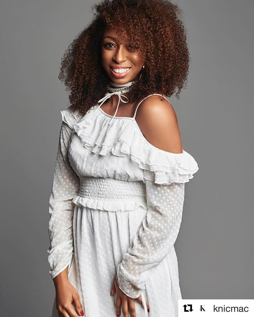 thecluttsagency's tweet photo. #Spotted Cydni Robertson today + had to share #cluttstalent
📸 @kauwuane 
Stylist: @knicmac 
Hair: @chanellebhair 
MU: @jamiedionne https://t.co/BjYcFaYrFQ