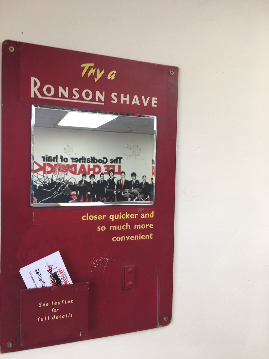 e31ab84532f9442's tweet photo. #Antique #Retro #BritishBarber #LeeChadwick #Morecambe #Lancashire #Torrisholme #Thegodfatherofhair https://t.co/sxqyMwR4W8