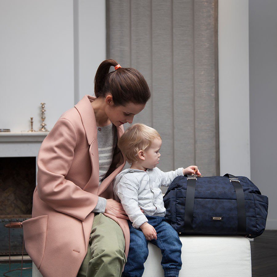 babesta's tweet photo. Treat yo Self: Celebrate Mother'd Day w/ a new, chic #diaperbag from @storksakbags & snag a reusable tote with every bag purchase! #storksak https://t.co/X2xozaBrtu