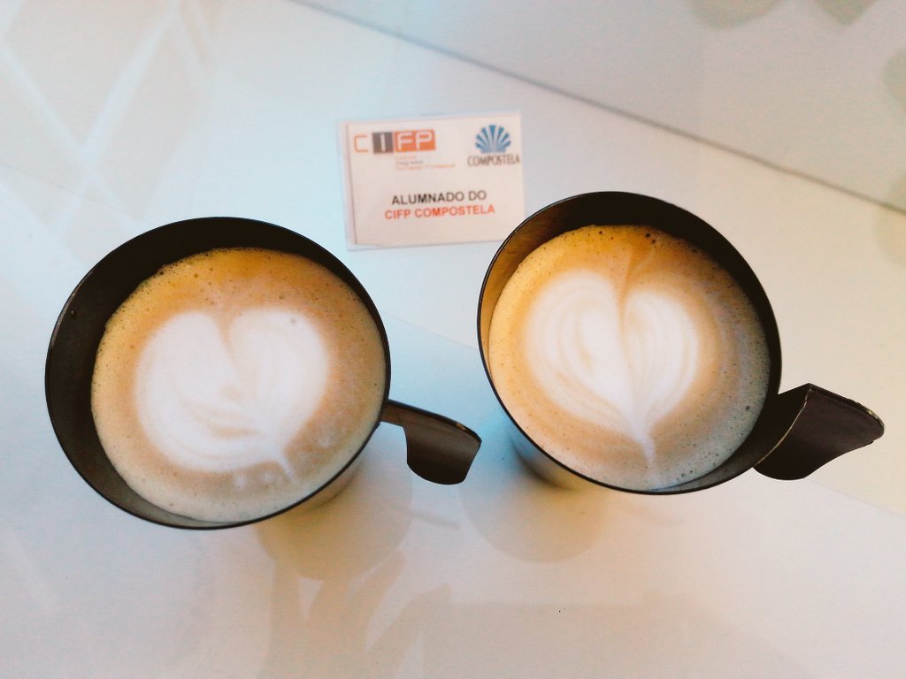 _lara_lopez's tweet photo. Os cafés do congreso #FPInnova2017 os sirve o @CIFPCOMPOSTELA #1°DirSer #aprendendo https://t.co/8rZjFXuvWg