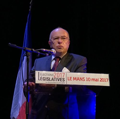 joel7215's tweet photo. Intervention de @BCazeneuve Hier #LeMans #legps72 #legislatives2017 https://t.co/0kvGHxFb33