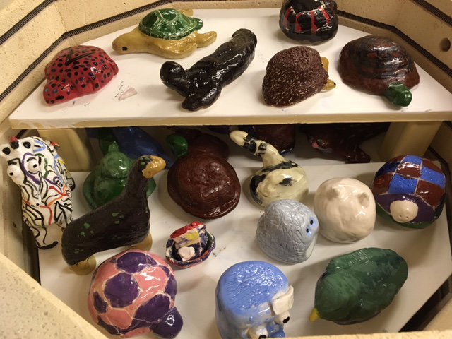 CStraavaldsen's tweet image. Clay Animal Rattles are done! #Projectscomplete #Clayrocks #sennettshines