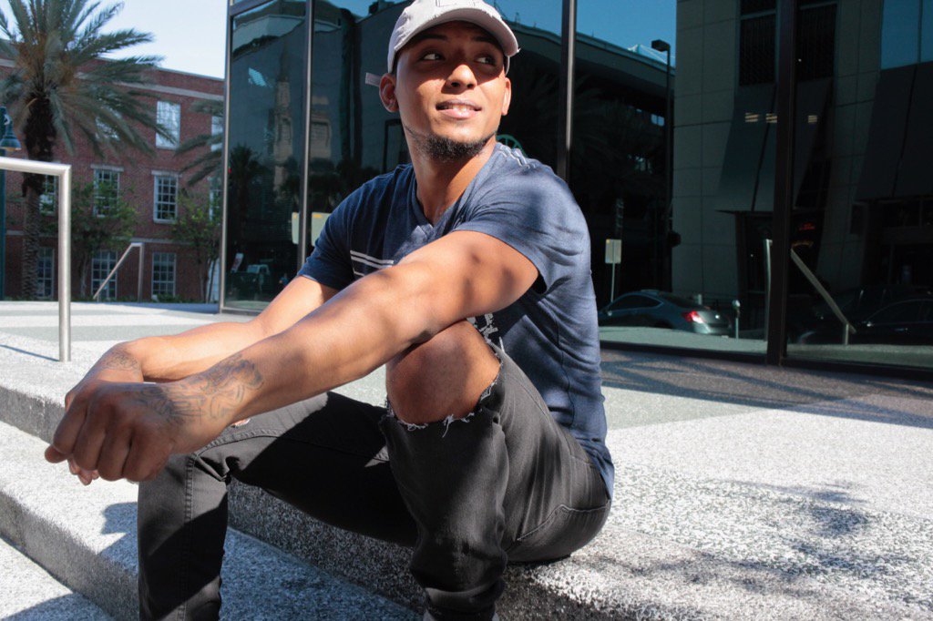 BXMESSO's tweet image. Scream at me for photo/video/audio sessions! 🔥📸🎥🎤🔥 #propics #provids #proaudio @BXMESSO