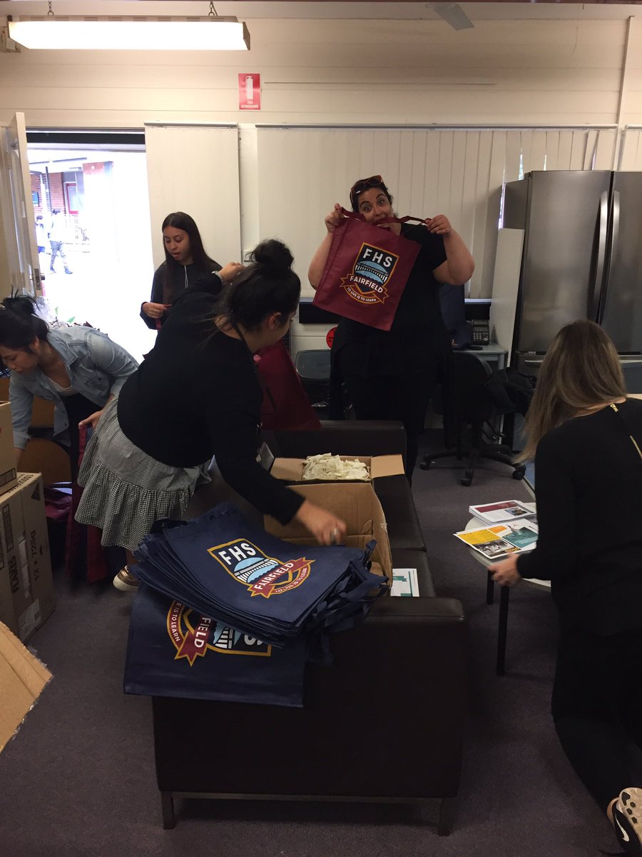 DebEdwa1's tweet photo. @fairfieldh1 Refugee Expo showbags are a work in progress, lots of goodies for our visitors. Bring on19.5.17 https://t.co/pMpI0E5GPM