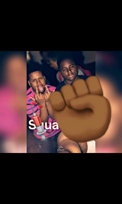 King8Powell's tweet photo. If yall ever with us you know me and bro fight everyday but thats my dawg and i love u bro and enjoy your day ππ #Squad4Ever @ThompsonSentel https://t.co/8QNtloMPdw