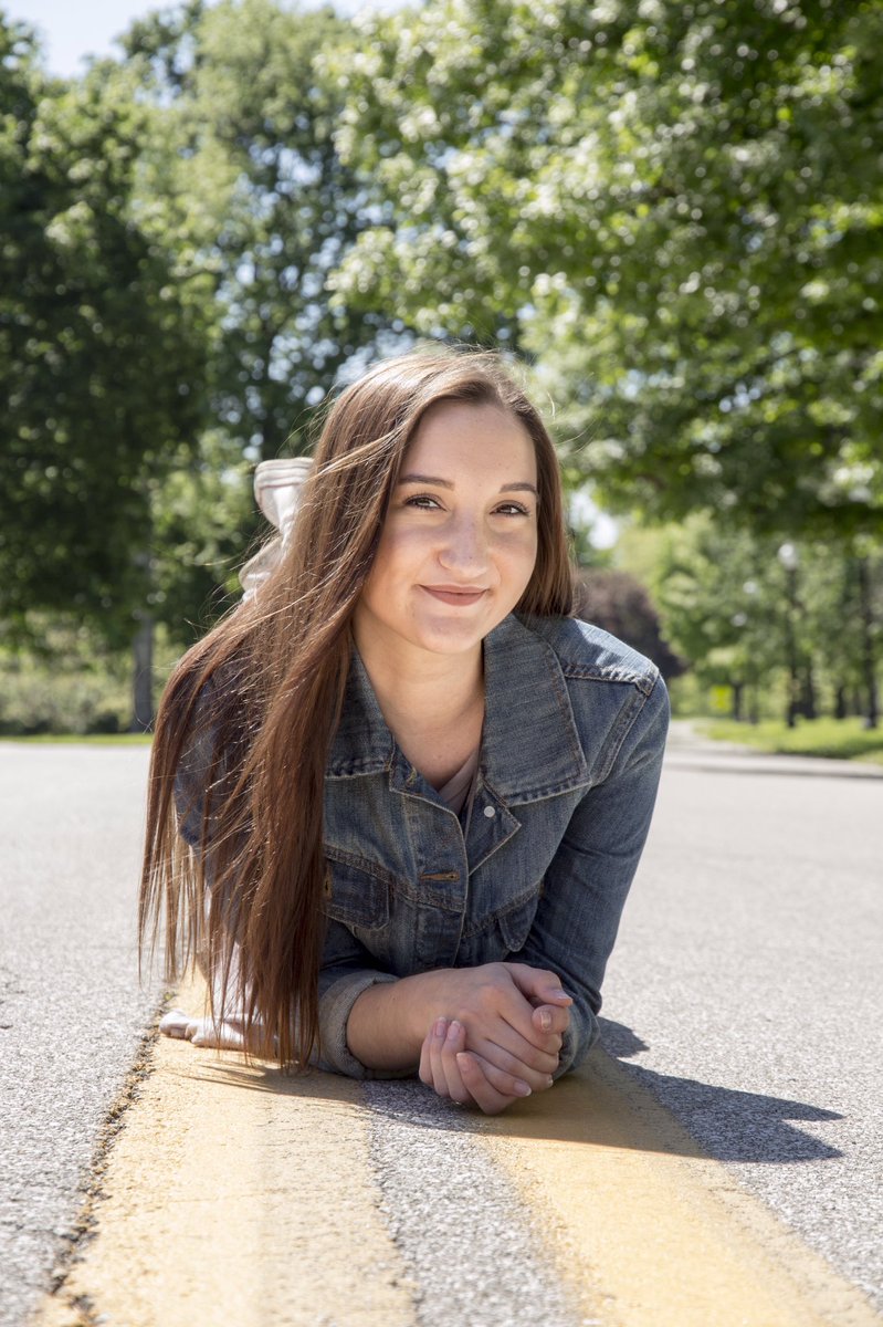 AlbrightAshlyn's tweet photo. 6 days until graduation!! https://t.co/Or3Rw0Auz7