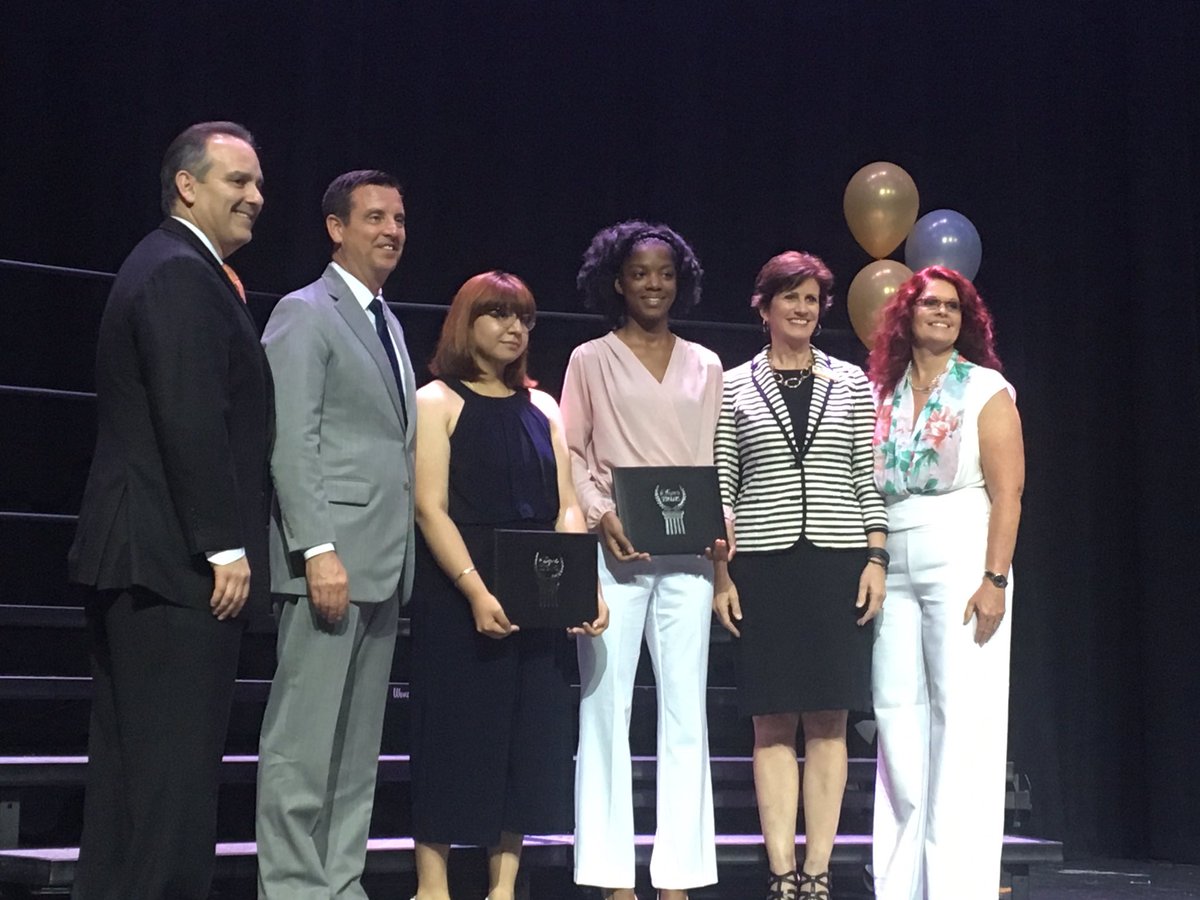 Evans High #SuperScholars17 #OCPSGrads <a href="/EHSCommunity/">Evans Community Sch.</a>