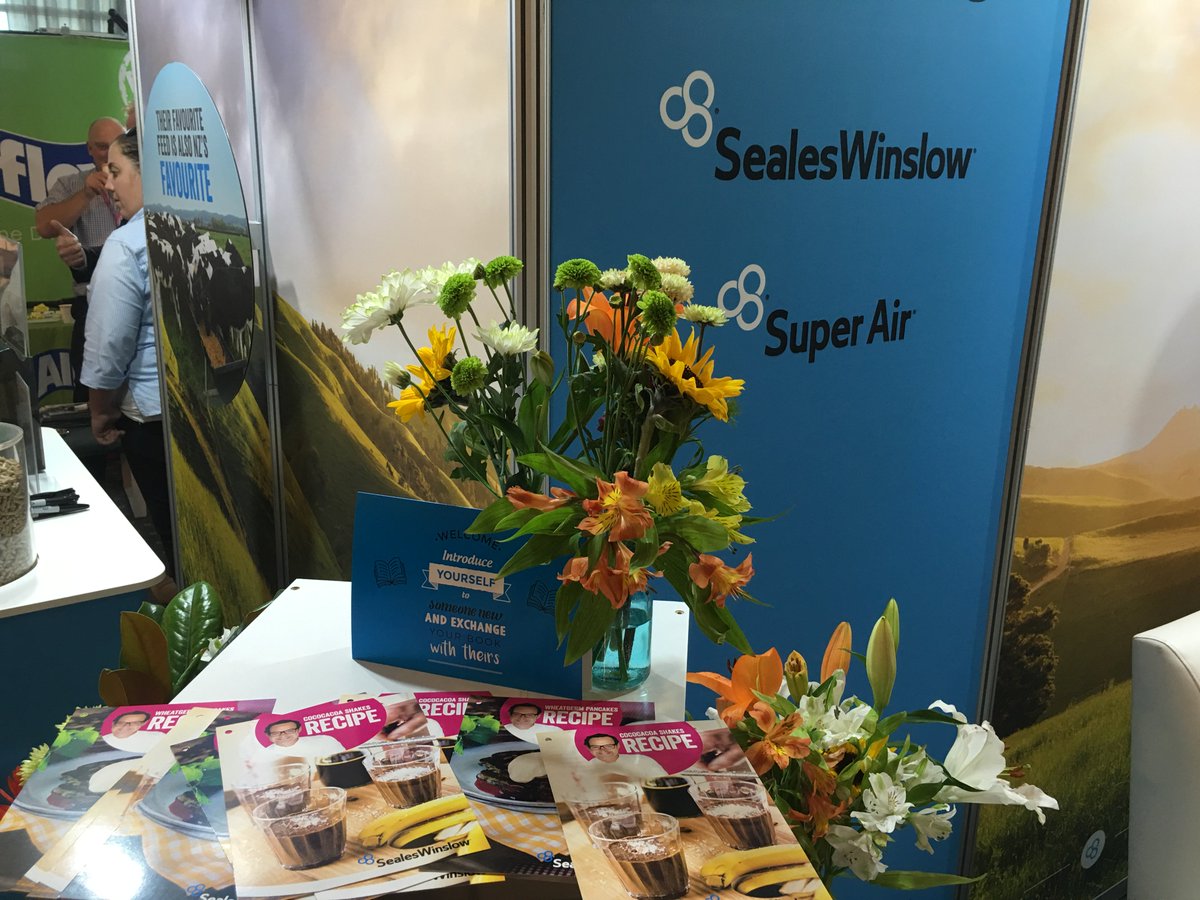 dairy_women's tweet photo. Fancy a cococacoa shake? ๐ซ
Pick up the Michael Van De Elzen recipe from this morning's SealesWinslow breakfast at the Ballance site! #DWN17 https://t.co/zI2GBhquAq