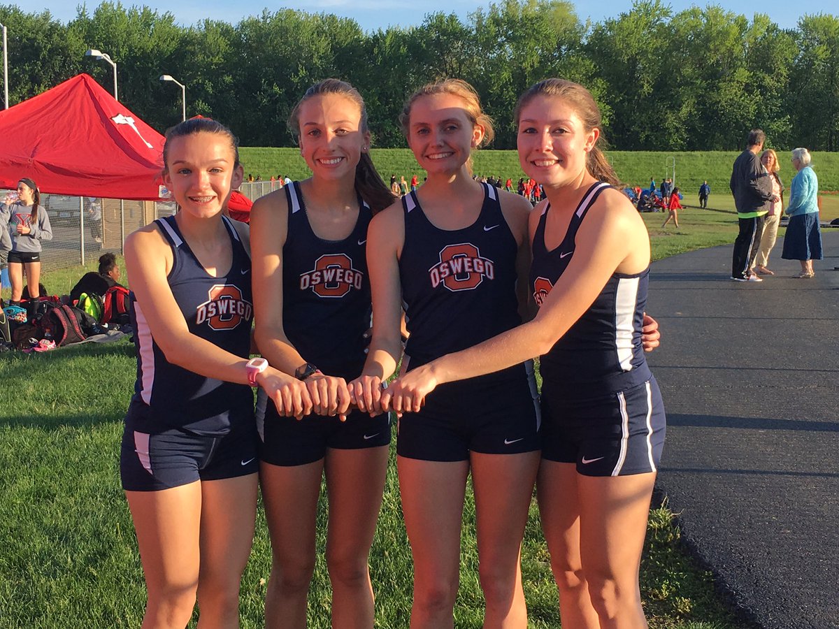 Oswego_GCC's tweet photo. 4x800 qualifiers: Yakesh, Christiansen, Simon, Guist https://t.co/zkXUQJC3tn