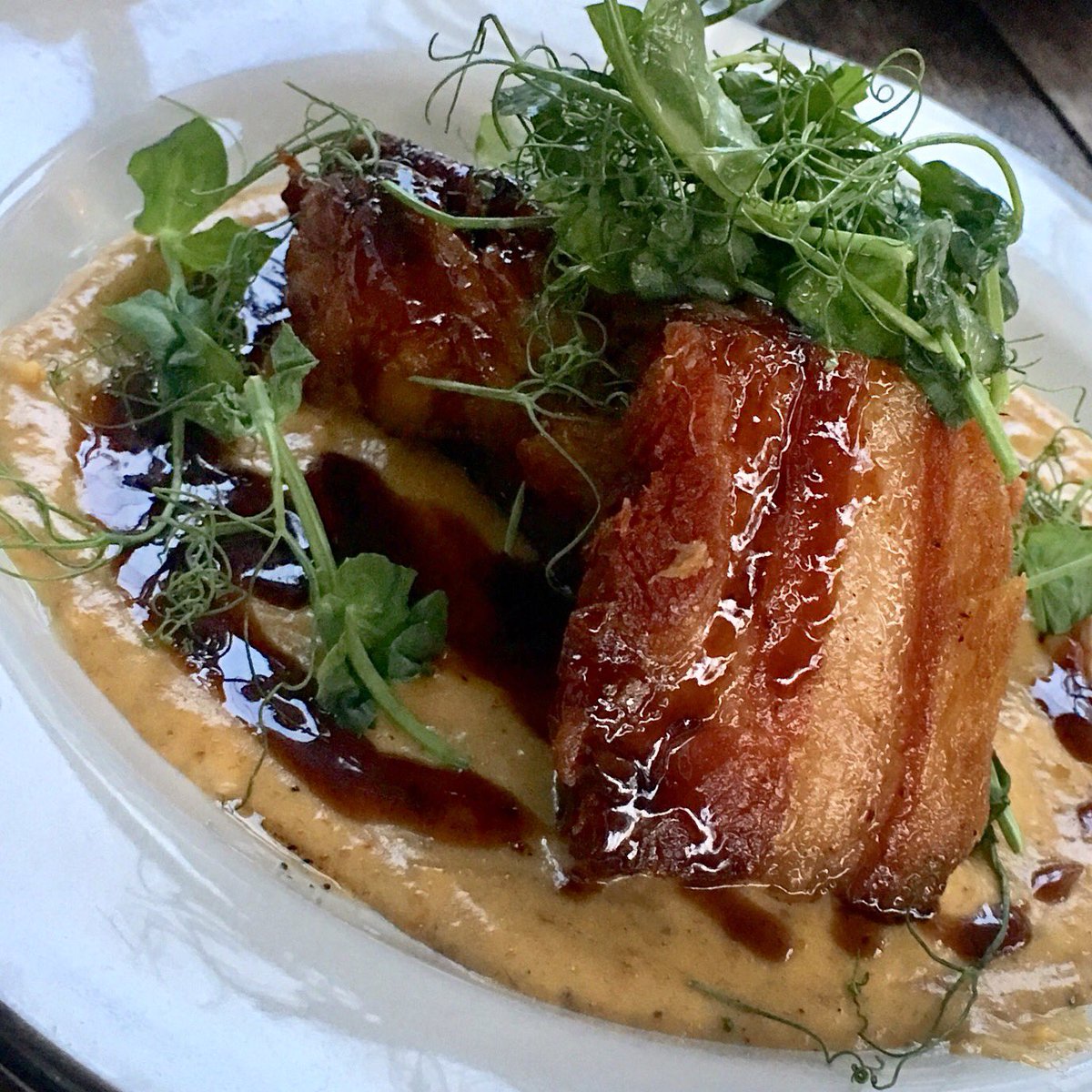 hungryqbans's tweet photo. Get in my belly you saucy pork belly you 👅 - new #porkbelly dish from @doceprovisions 🙌🏻 https://t.co/qjCFiteaG8
