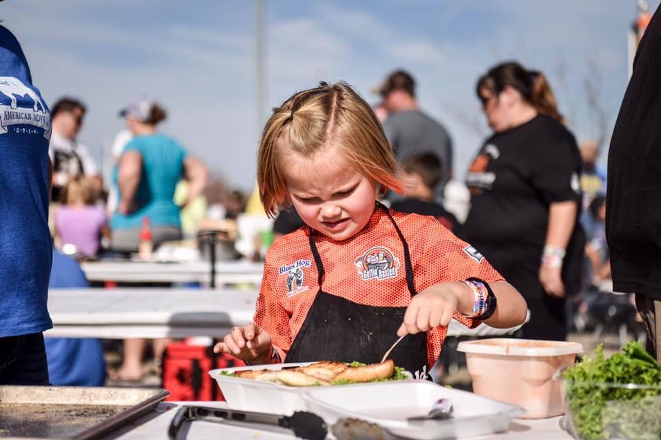 pcritch's tweet photo. Molly from Gettin Basted on Foodnetwork Kids Food Nation #BransonSummer #Explorebranson #GettinBasted https://t.co/teLcC0aYq0