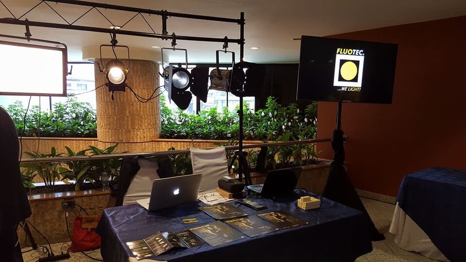sonotececuador's tweet photo. ¡Diez EXPERTOS de la industria del Broadcast estan en Quito, Sonotec Ecuador y Fluotec junto a ellos con LAS MEJORES MARCAS #SonotecEc https://t.co/QwdaS4U9i8