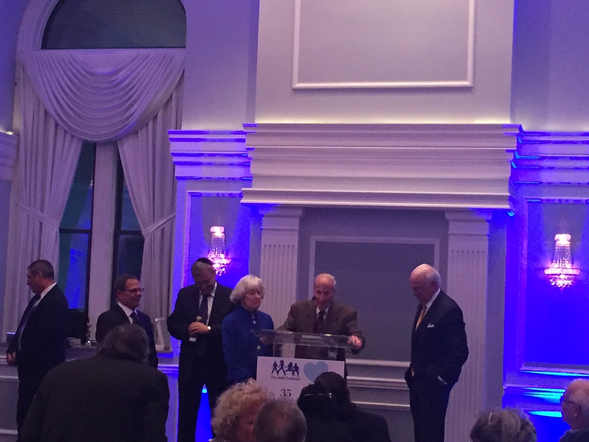 nladler's tweet photo. @JFedinPhilly so happy to be celebrating w The Kahns and Silberberg's @JaffaInstitute 35th anniversary! https://t.co/LpwPK3hJrA
