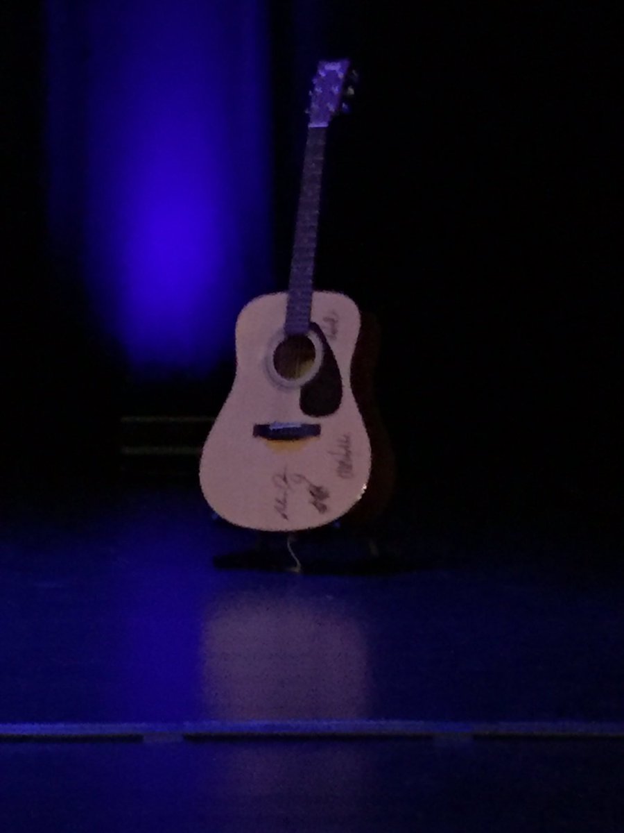 NightAngel35's tweet photo. #IGsongwriters I am so down to win this!! Loved the night!! Thank you!! https://t.co/0zx6iV434H
