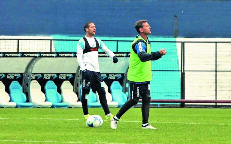 DonbalonAR's tweet photo. Luciano #Aued se agranda: "Sabemos lo que es ganar en esa cancha" https://t.co/gXgmYFkbDx #NoTeAgrandes #JugasEnReicing #Acordate https://t.co/ldDCebS9yu