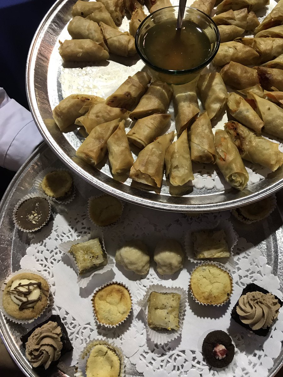 PeelSchools's tweet photo. SHSM hospitality students from @RickHansenPDSB &amp; their teacher @MrBatemanRHSS have prepared all of our #ShowcaseOfExcellence deliciousness. https://t.co/rmp3zqirXF