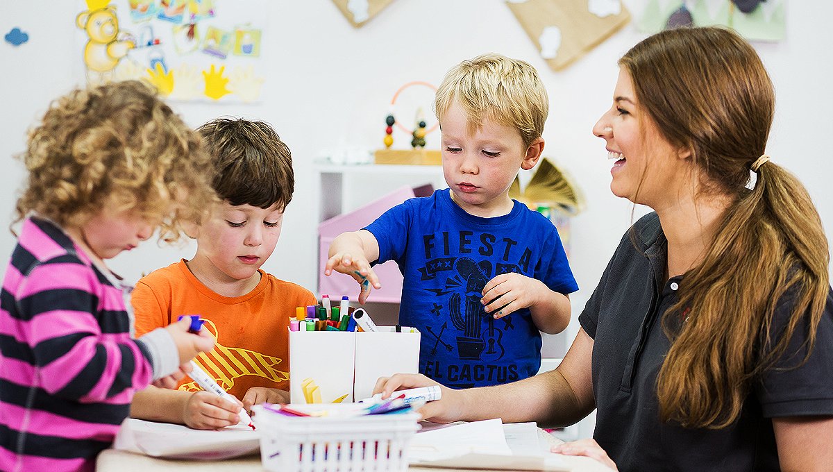 CareTrainingIst's tweet photo. Build your confidence! Build a rewarding career in Early Childhood Education and Care! May-June 2017 intakes. Ring 1300 853 130 https://t.co/gDBgC9SpjD