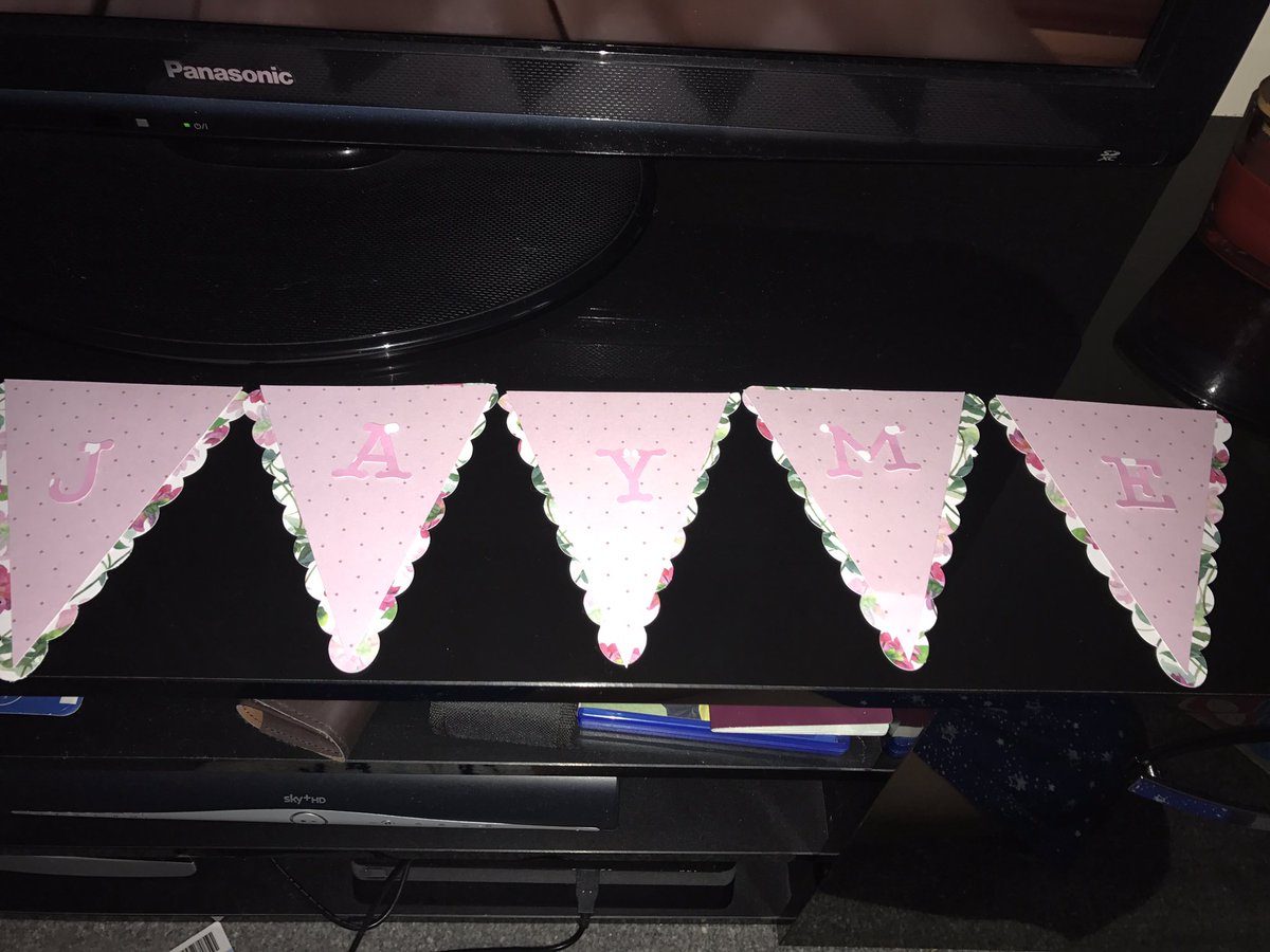 SmoothOperatio3's tweet image. Lots of personalised Bunting orders coming! Message with colour theme and name £5.00 per banner upto 5 letters 50p per additional letter