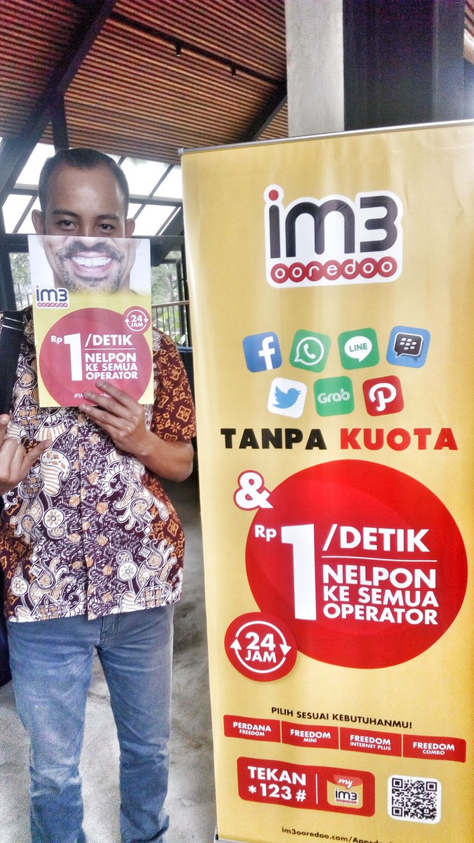 Saungandroid's tweet image. Mamang bakal live report yess Kebebasan Aplikasi Sehari hari Tanpa Kuota dan Rp 1/detik ke semua operator. *abaikanfotomukanya 🙈
#AppsdanRP1