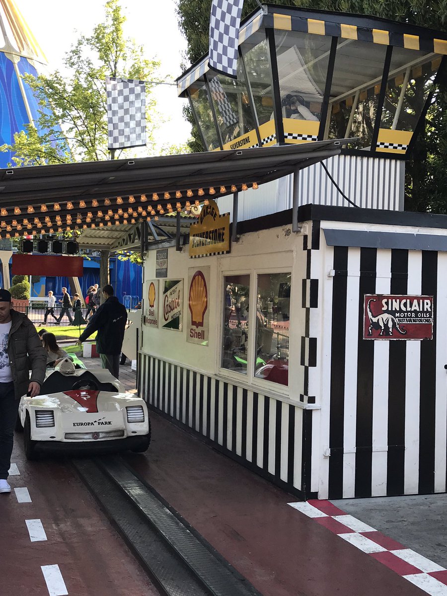 Good News = It's #friday!
Bad News = All we have left of our <a href="/EuropaParkUK/">Europa-Park UK</a> trip are memories and photos, we can't wait to get back there!