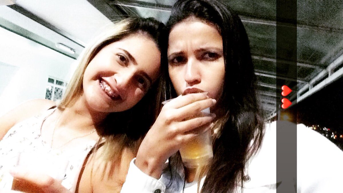 eilodiniz's tweet photo. Minha alma gêmea ❤️ #tobebada #desconsiderem https://t.co/CM6x99CcOV