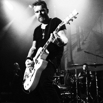 Happy 56th Birthday, one of my favourite guitarists, Billy Duffy! 