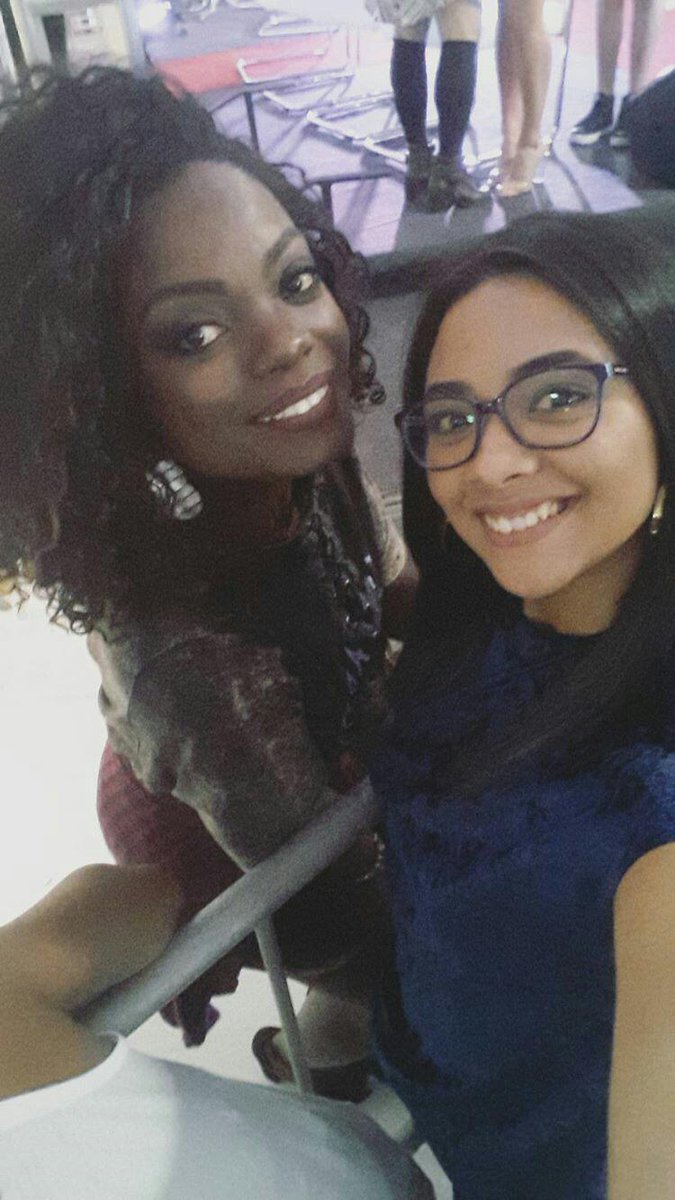 saabrinarezende's tweet photo. @powercouple hoje pegando fogooo torcendo pra que vcs fiquem 💜 @nayarajustino #ebsa7 https://t.co/WcBflKs1iJ