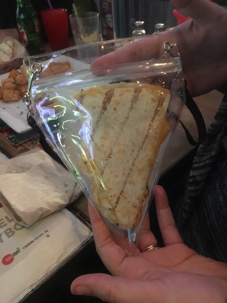 angelaruth1309's tweet image. Forget the #PizzaPocket, this is the #QuesadillaKeeper