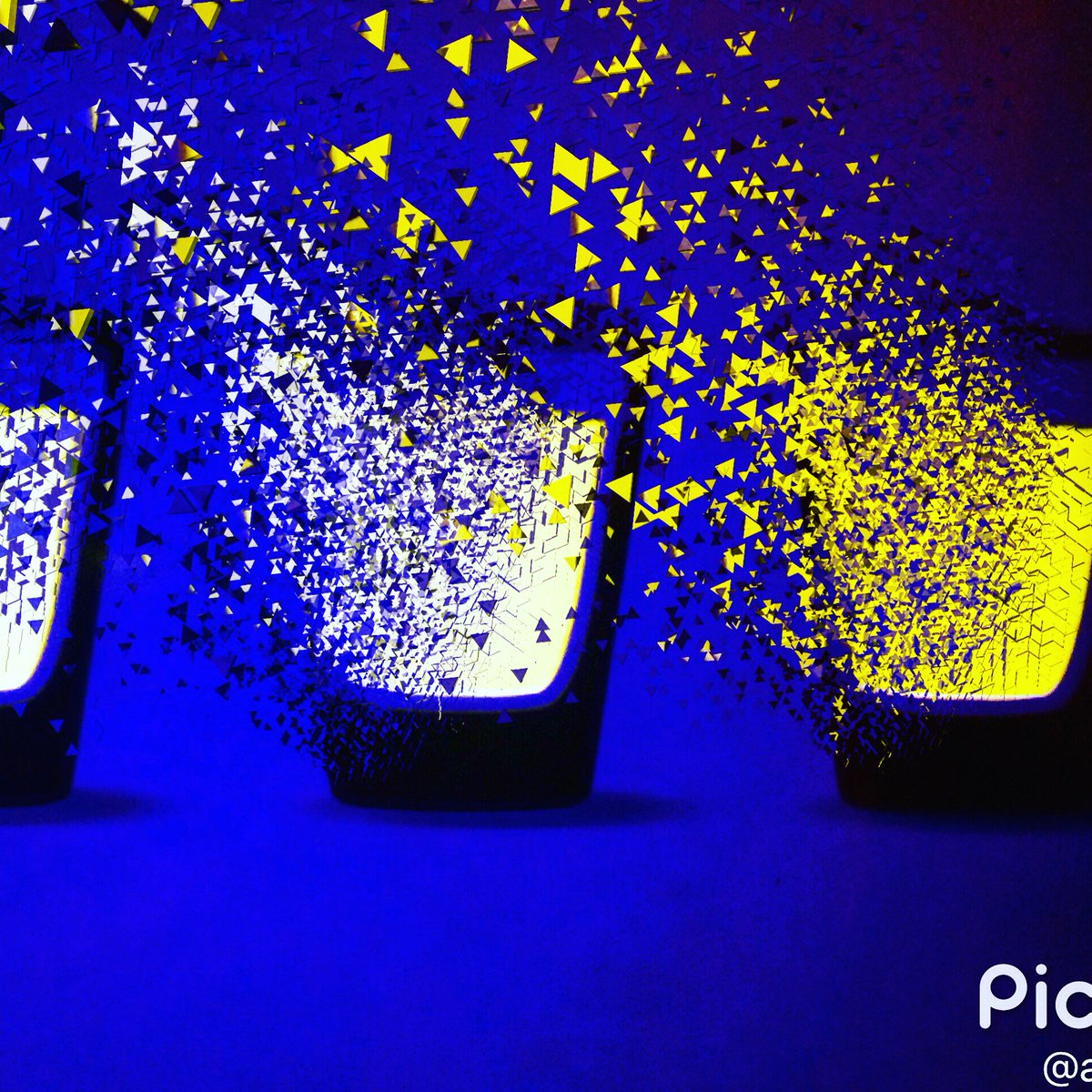 AnjaMariaBates1's tweet photo. #DispersionContest  #PicsArt  #drinks #anja https://t.co/0cmlcCGyvY