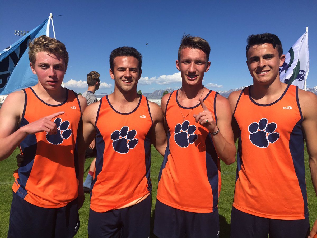 RunningBengals's tweet photo. Relay team track state qualifiers @bengalsbhs https://t.co/ODYvSufhvt